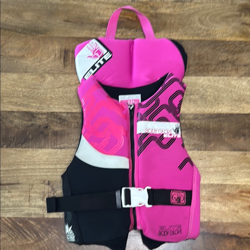 Body Glove Elite Pink and Black Vest Youth size 60-90lbs